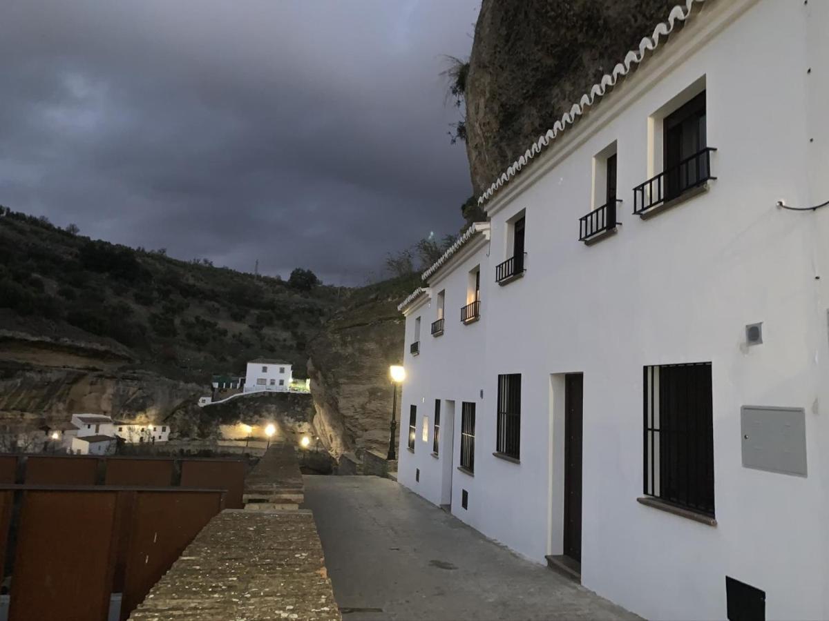 Apartamentos3Cuevas Setenil De Las Bodegas Экстерьер фото